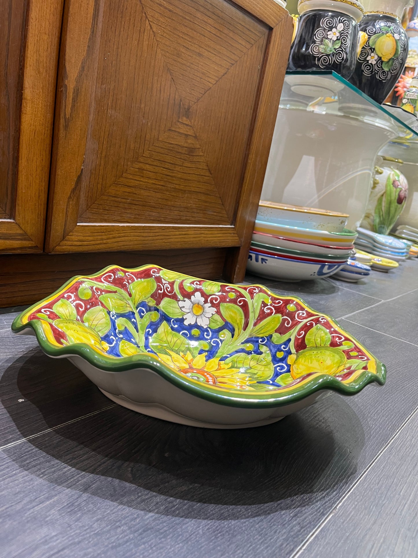 Ceramic oval bowl