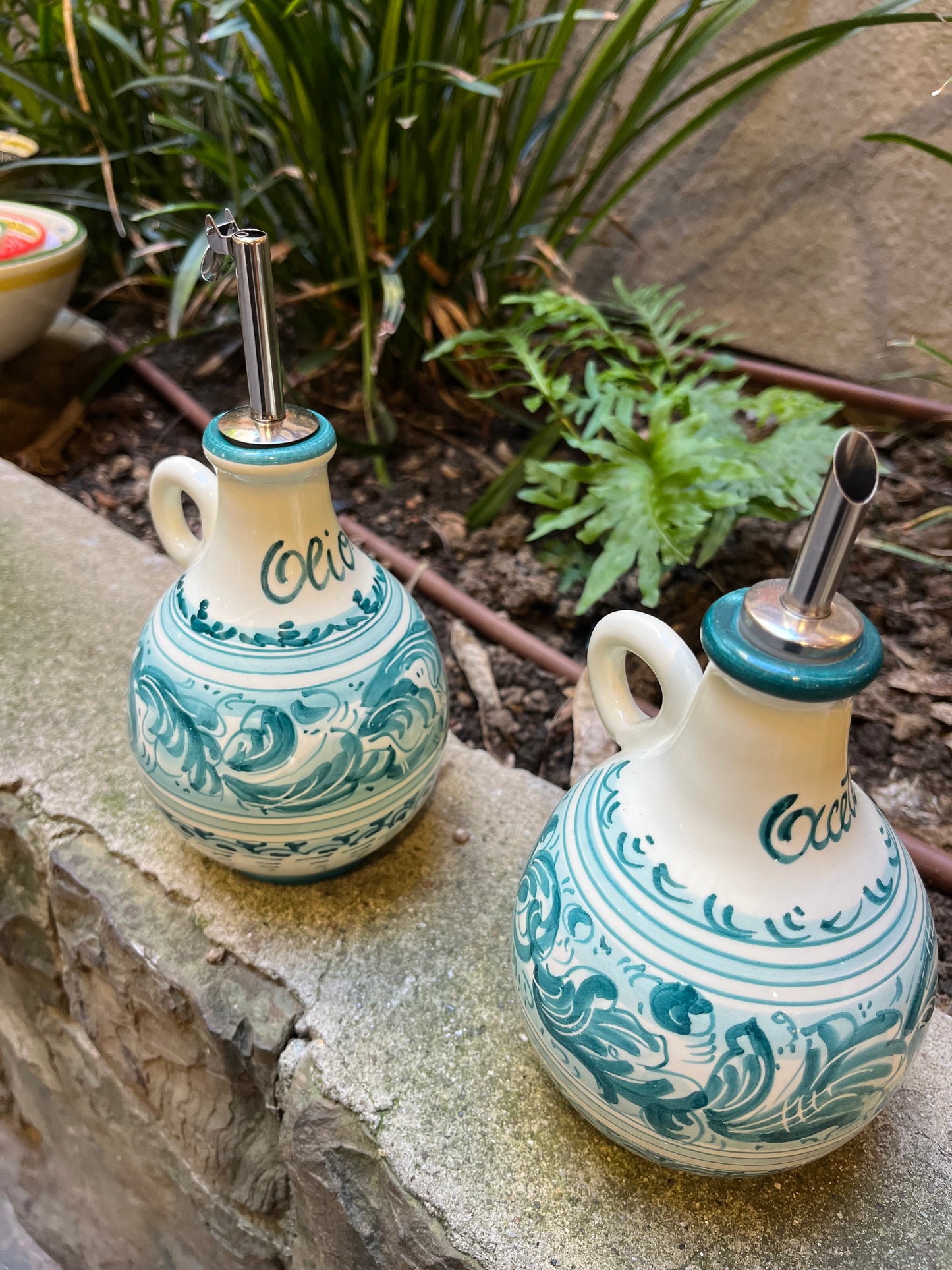 Ceramic oil and vinegar set of 2