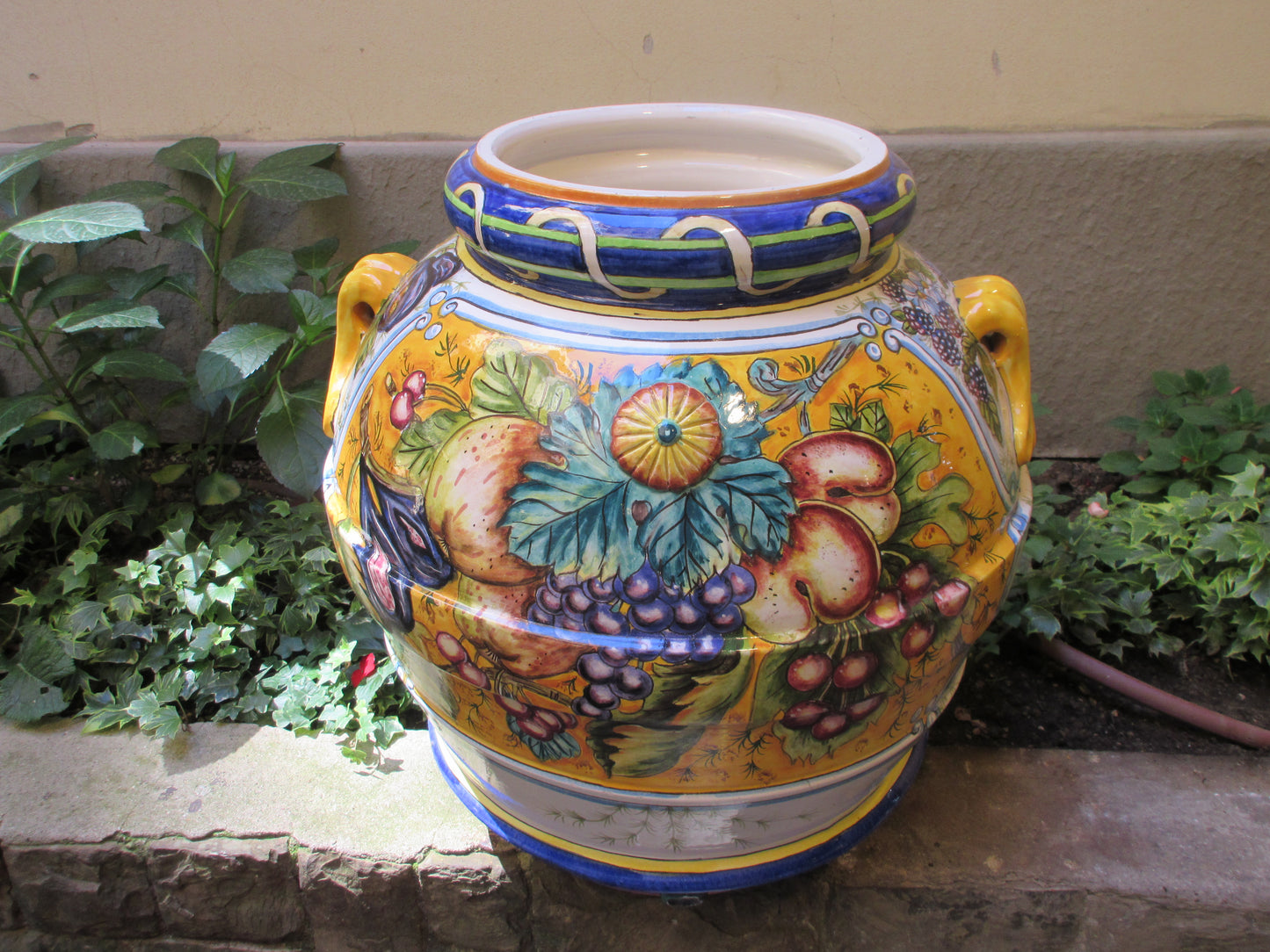 ceramic umbrella stand for entryway