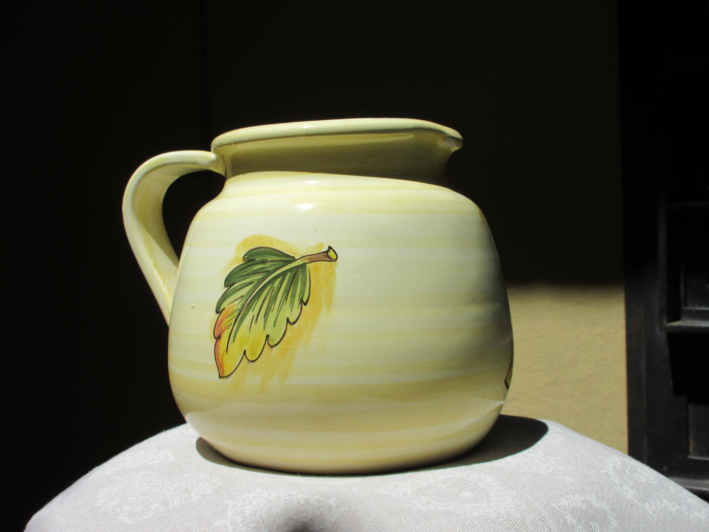 brocca in ceramica