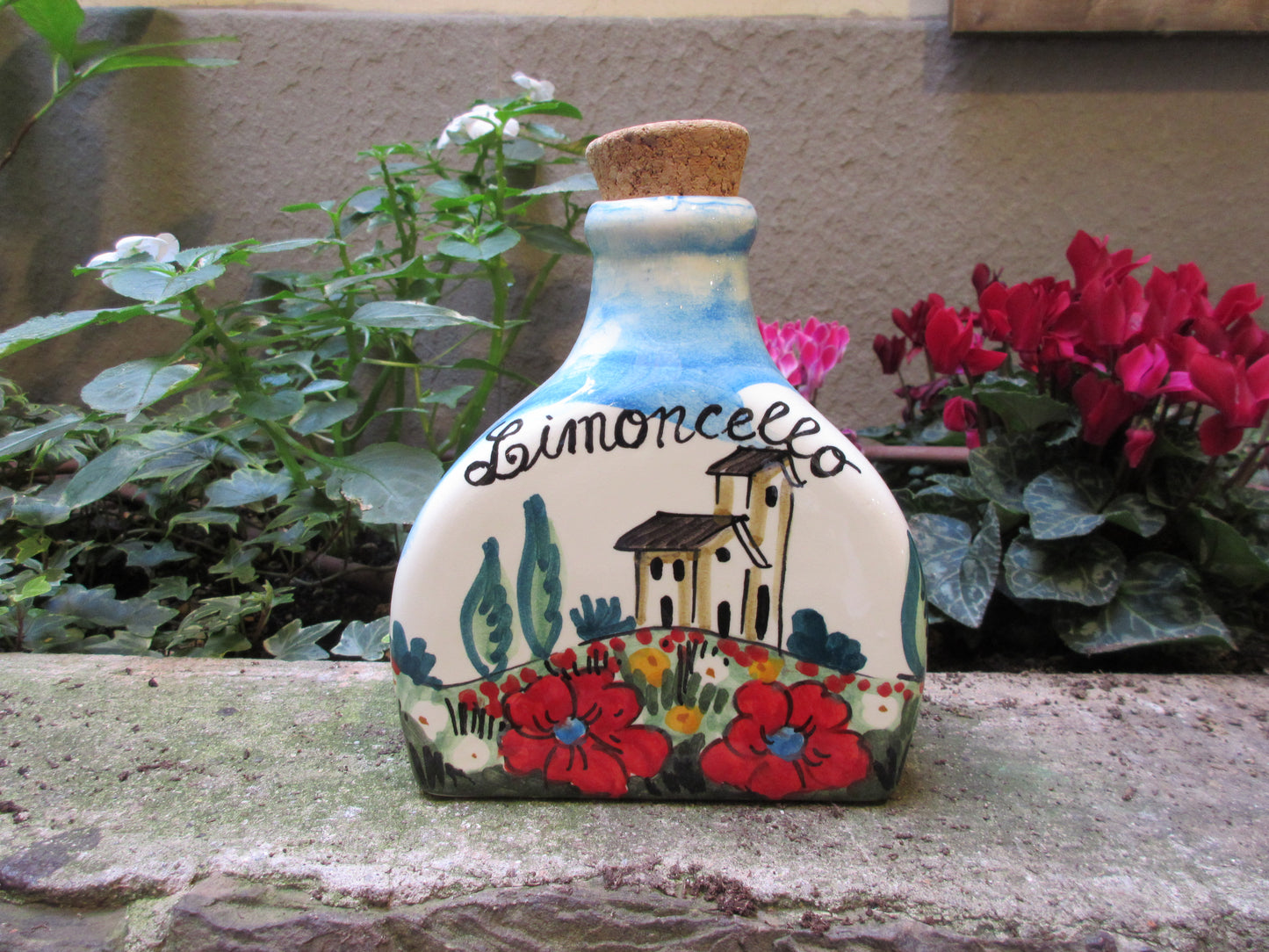 decorazione bottiglia in ceramica