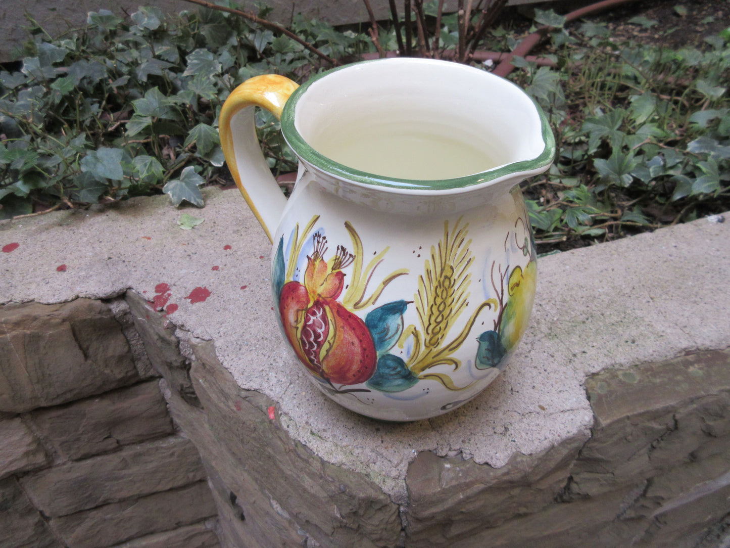 Brocca media in ceramica
