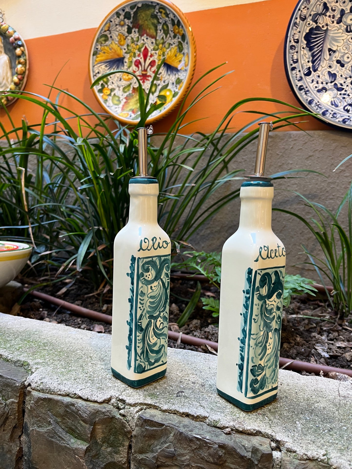 Ceramic oil and vinegar set of 2