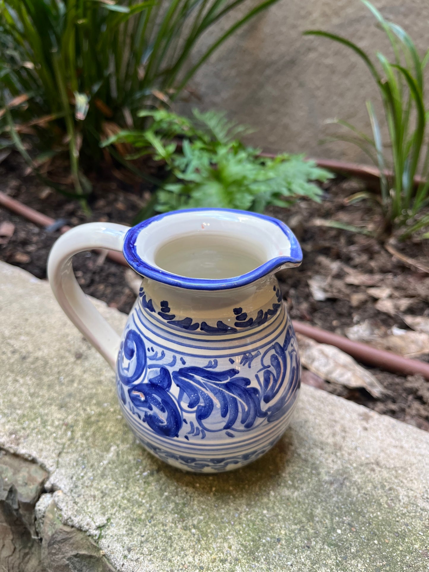 Ceramic carafe