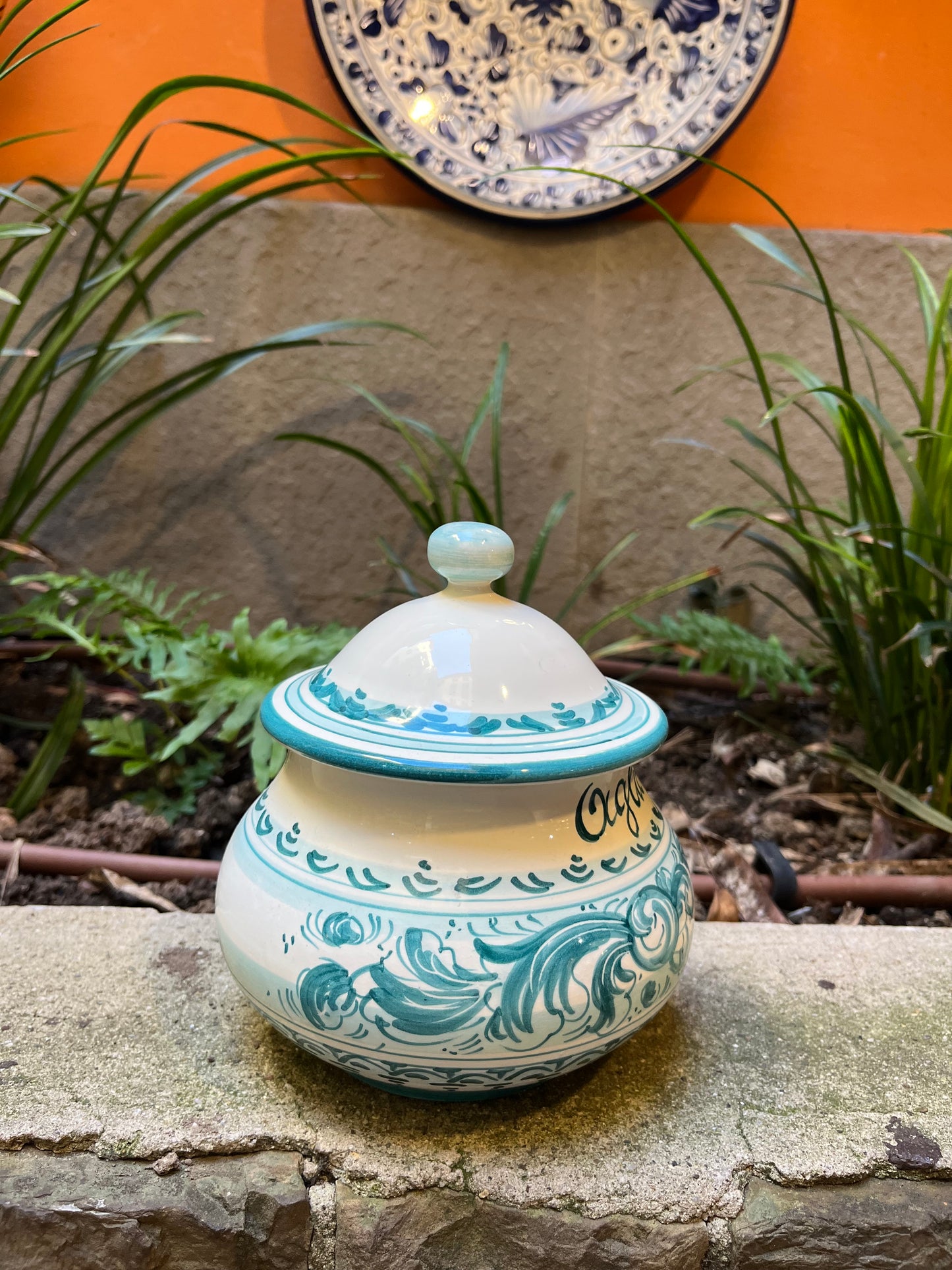 ceramic garlic jar