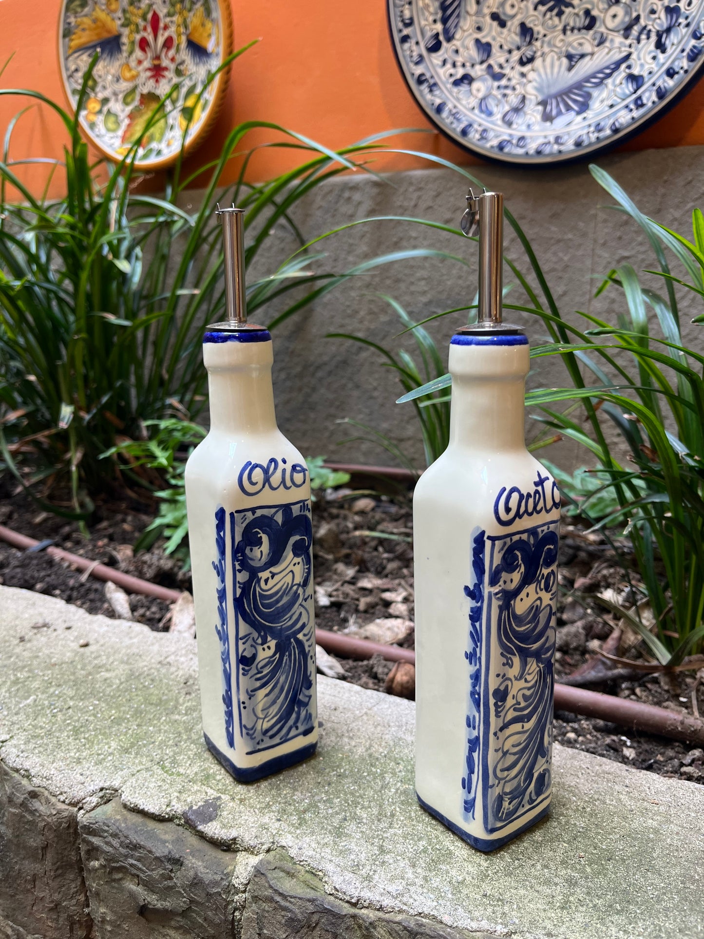 Ceramic oil and vinegar set of 2