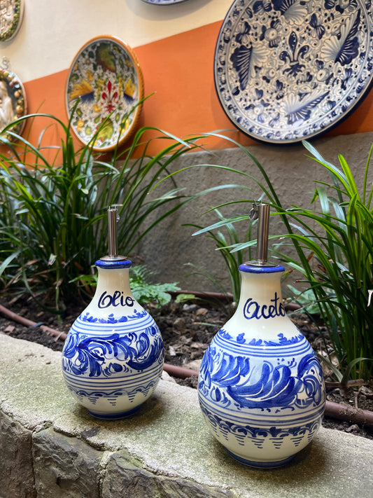 Ceramic oil and vinegar set of 2