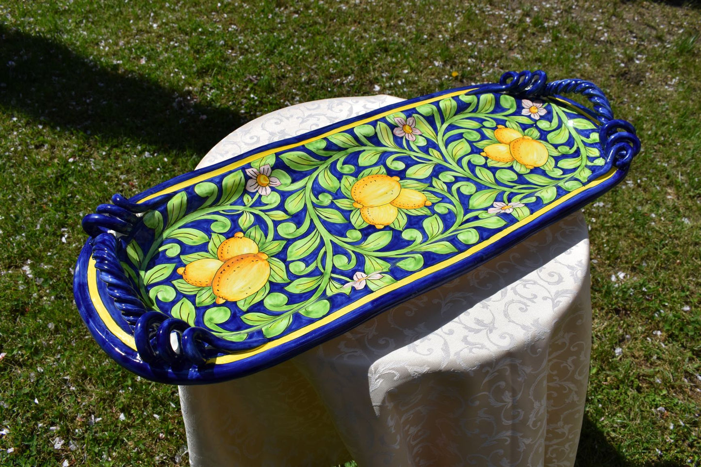 Piatto in ceramica