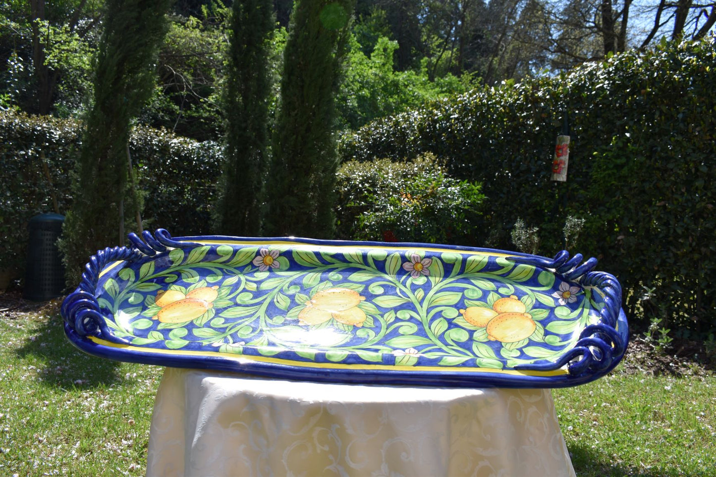 Piatto in ceramica