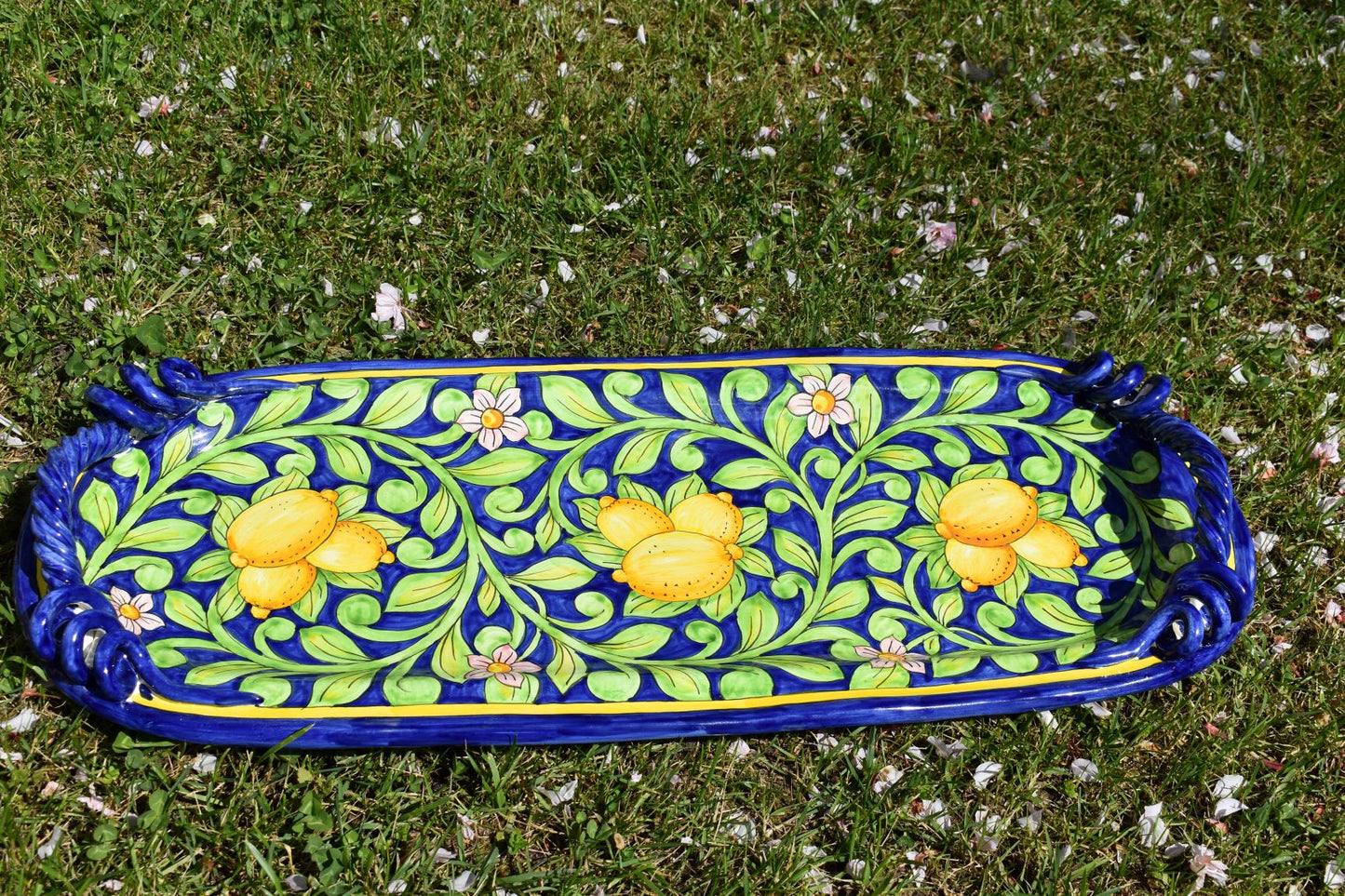 Piatto in ceramica