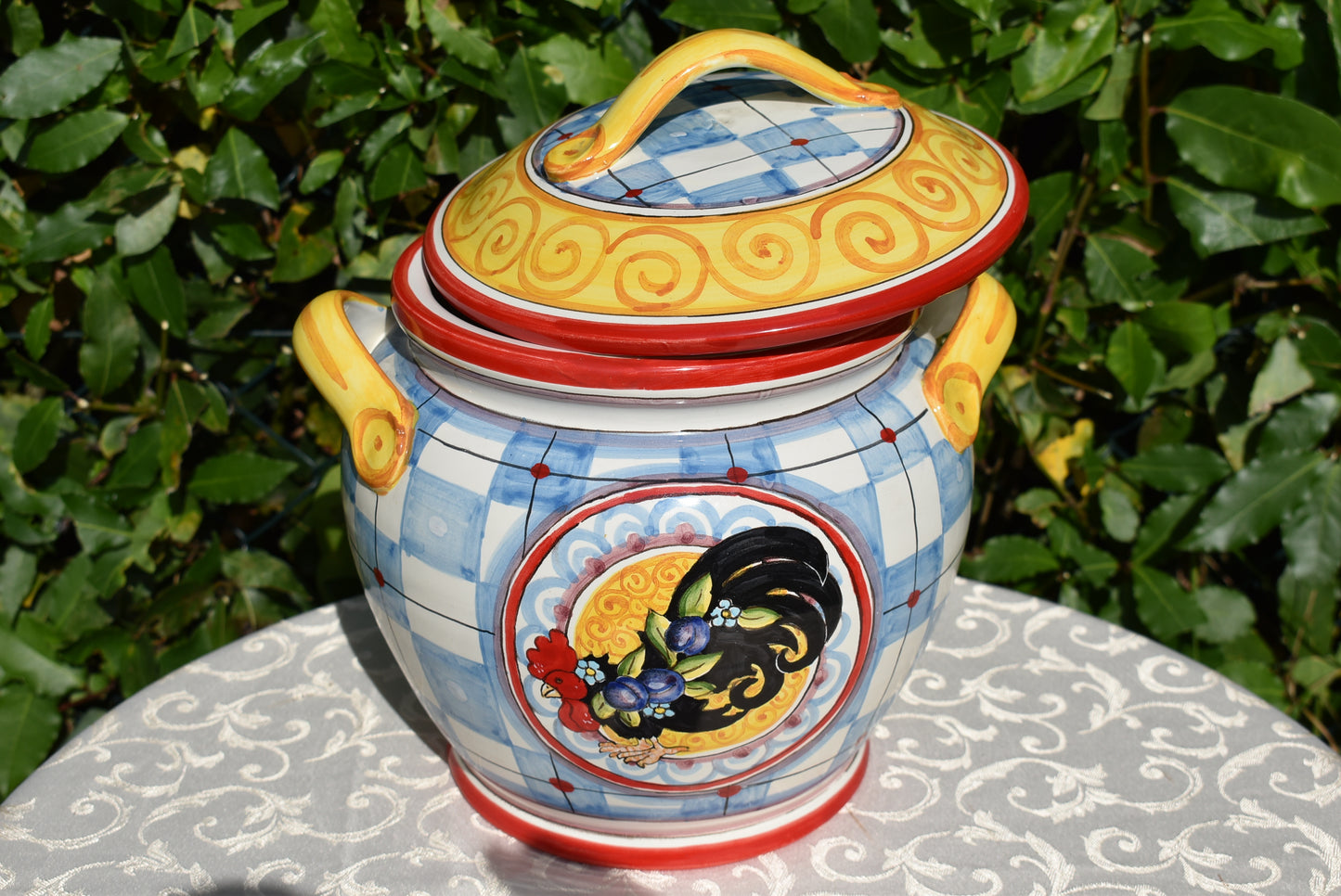 barattolo di biscotti in ceramica