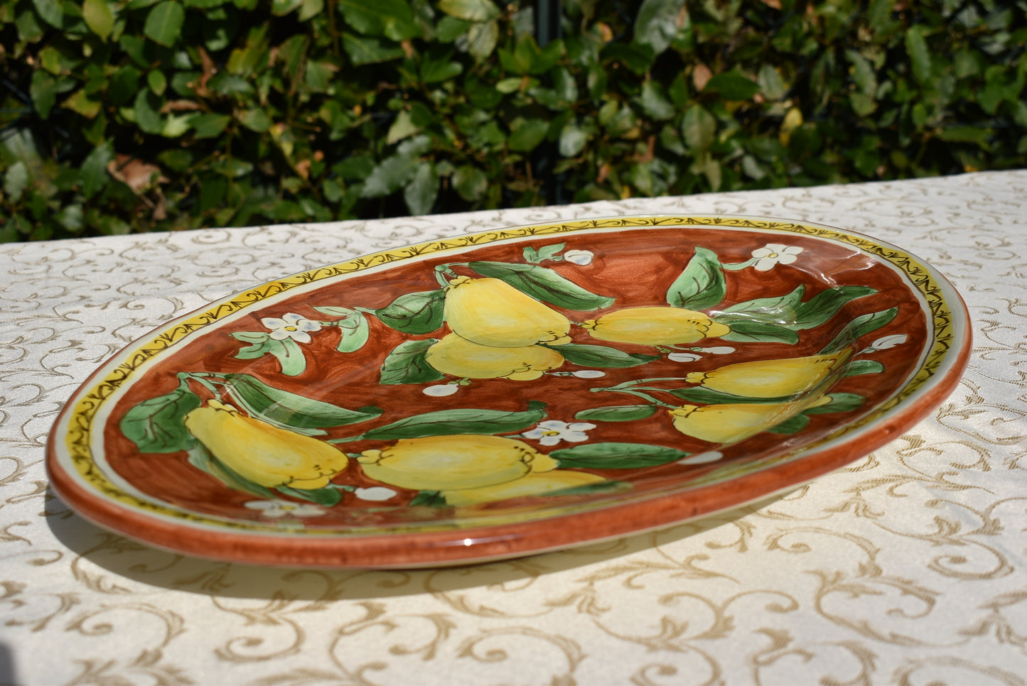 Piatto ovale grande in ceramica