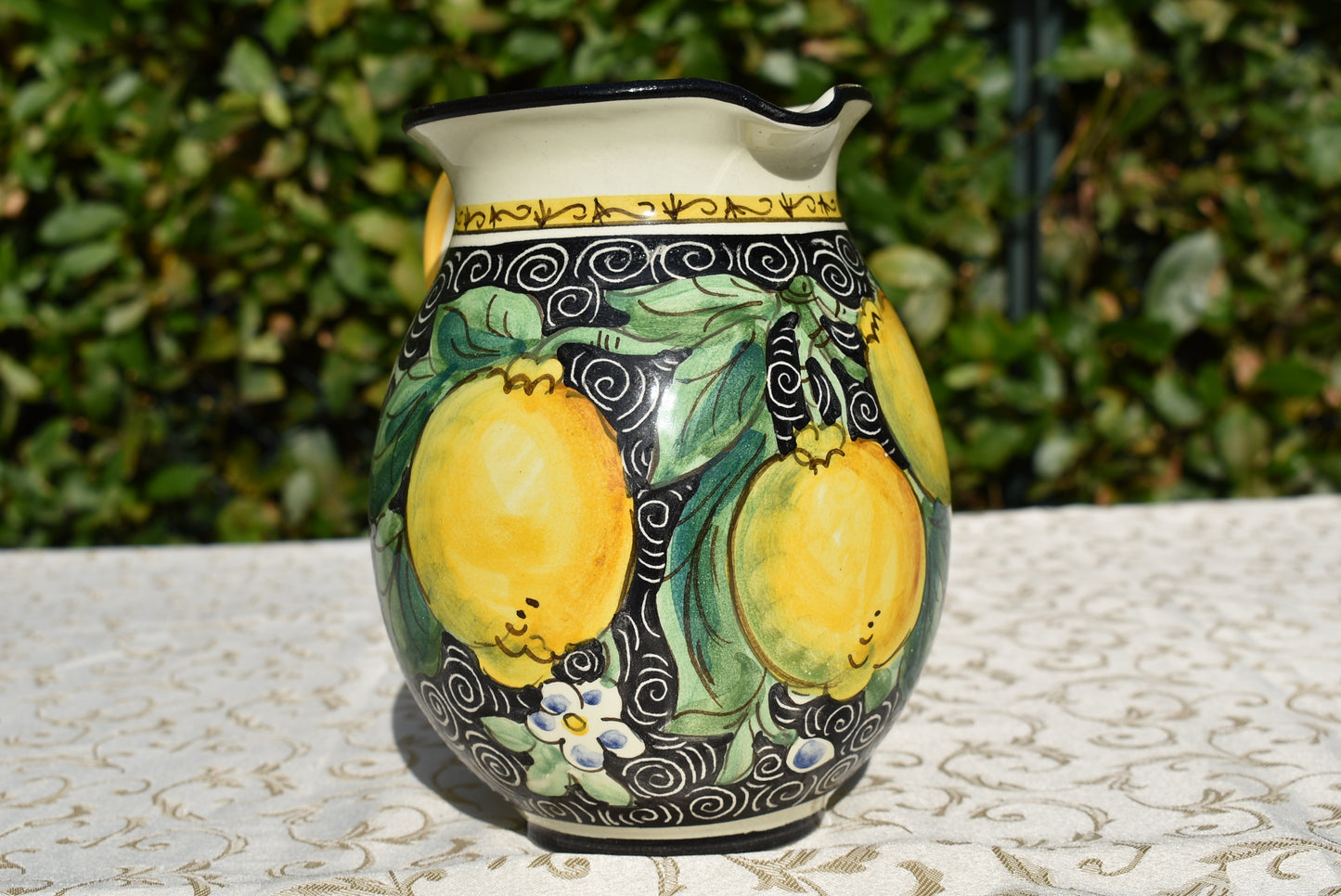 Brocca in ceramica