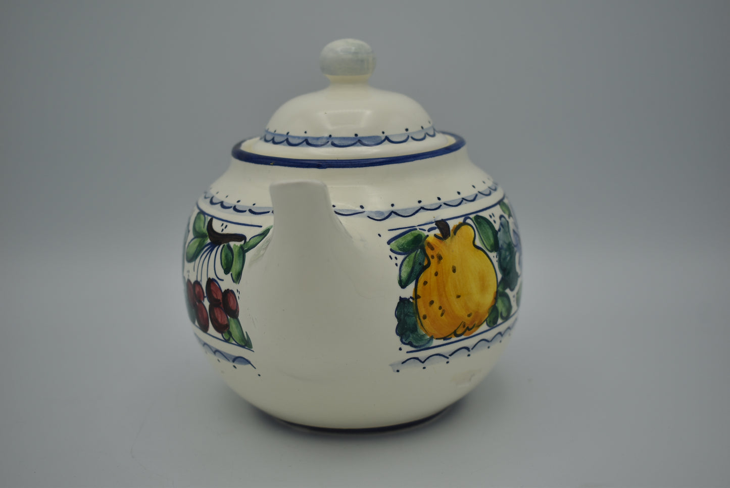 Teiera in ceramica