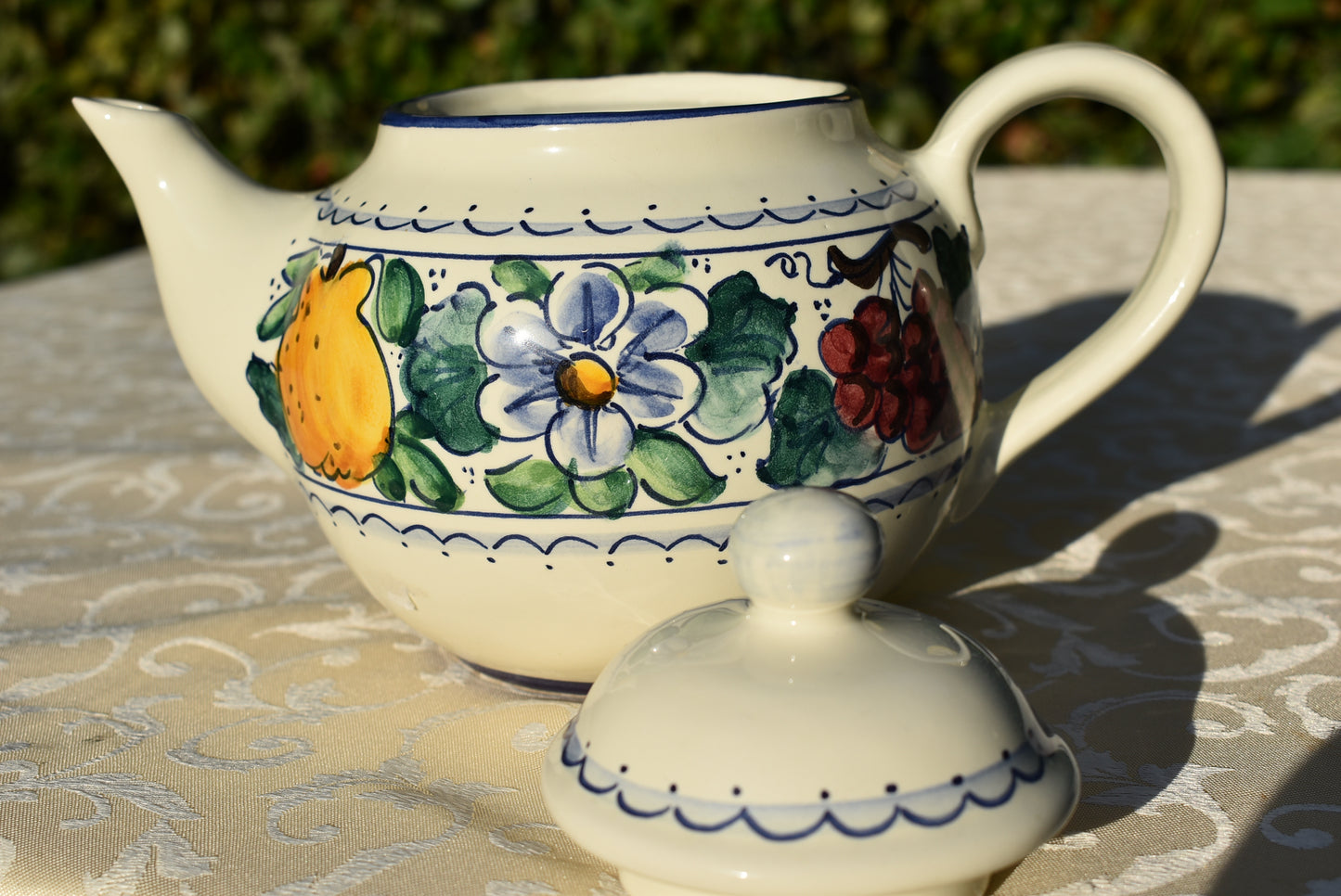 Teiera in ceramica