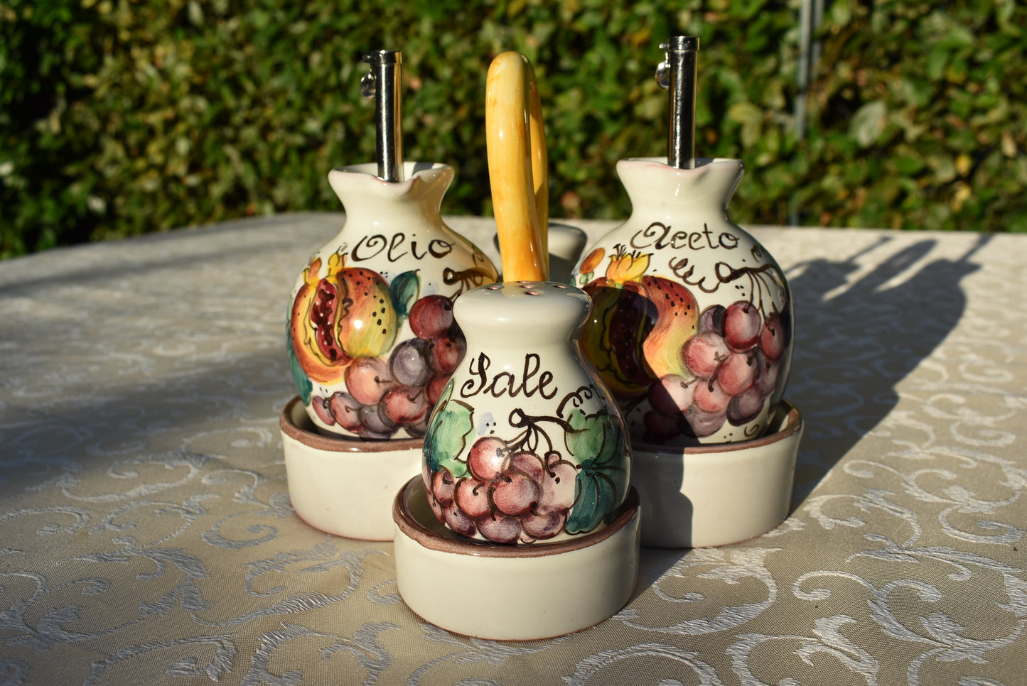 Set in ceramica per olio, aceto, sale e pepe
