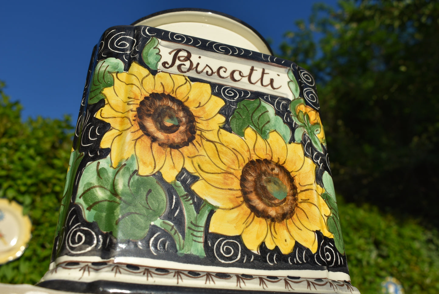 barattolo di biscotti in ceramica