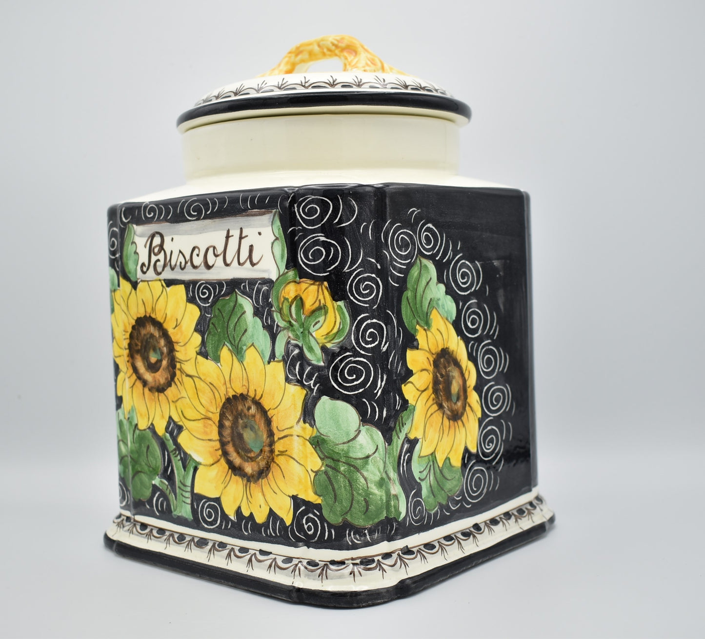barattolo di biscotti in ceramica
