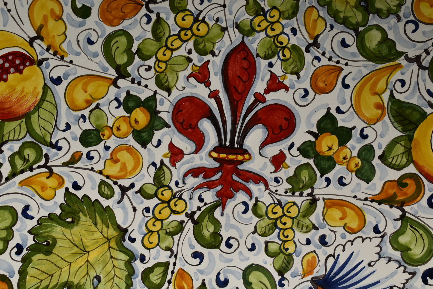 Piatto in ceramica