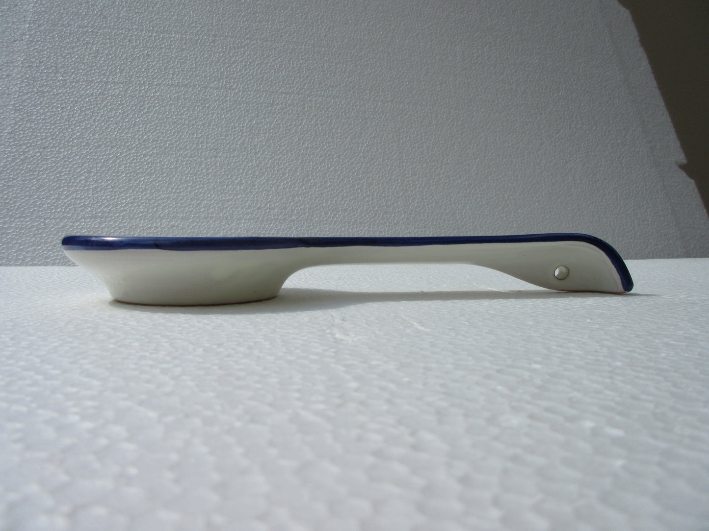 Poggiamestolo in ceramica
