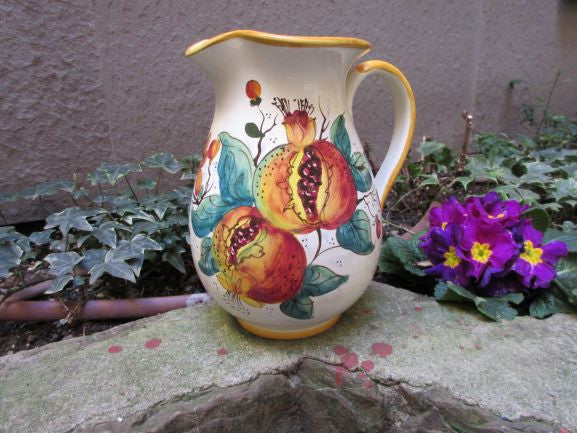 brocca in ceramica