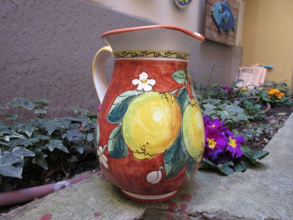 brocca in ceramica