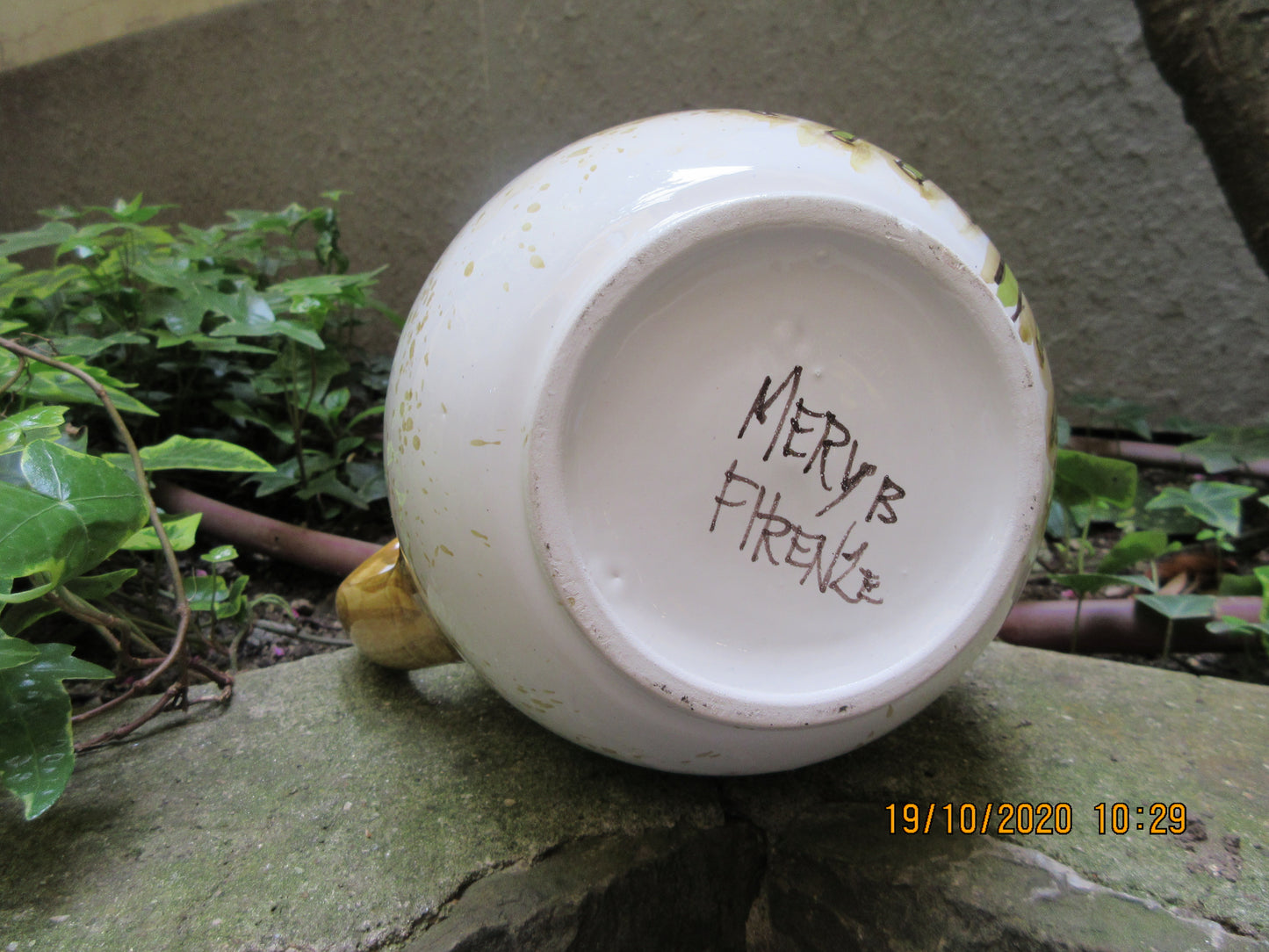 brocca in ceramica