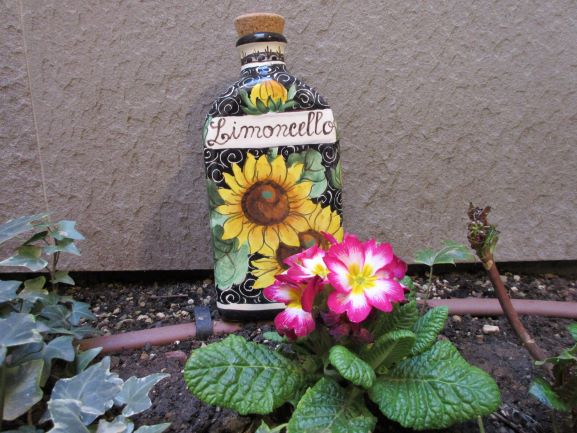 ceramic bottle for limoncello