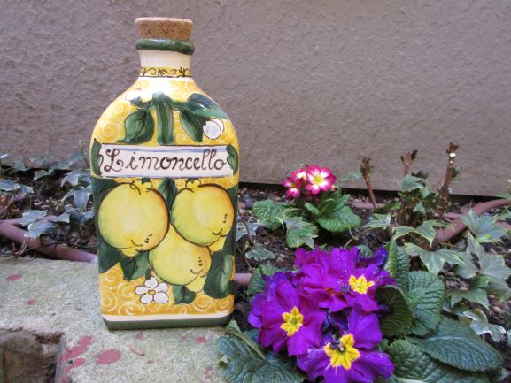 ceramic bottle for limoncello