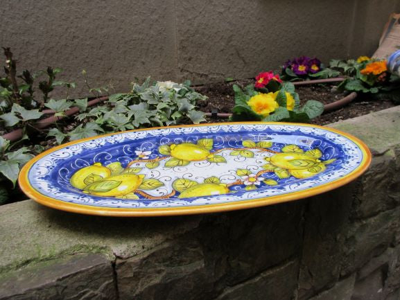 piatto in ceramica fatto a mano