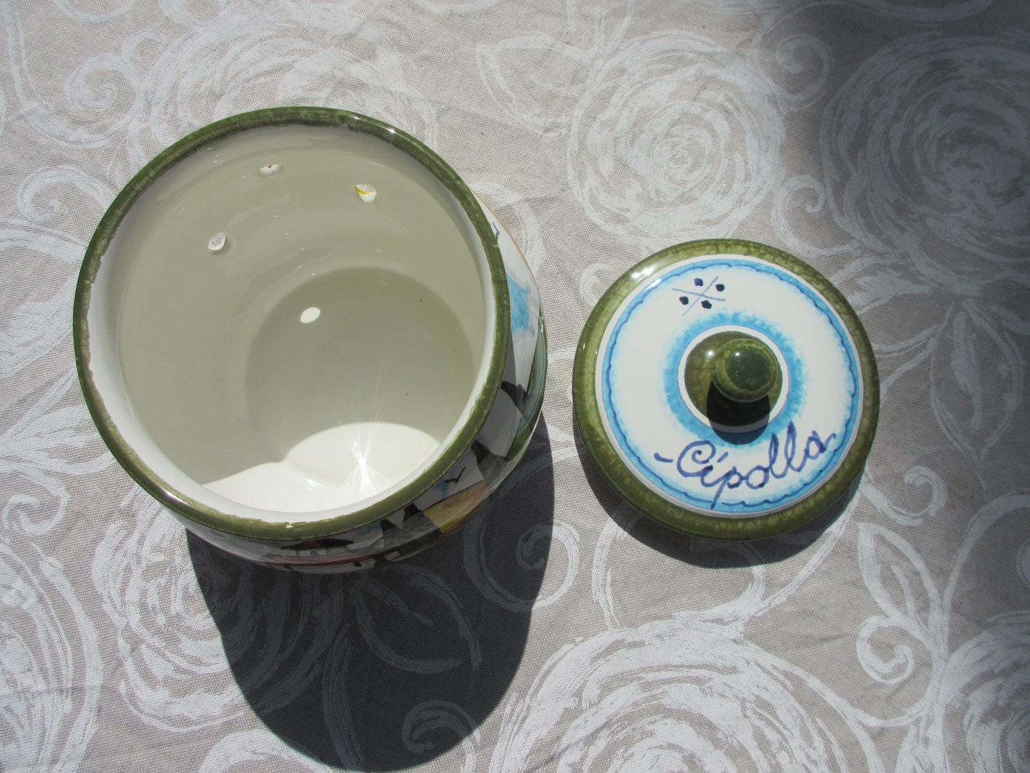 contenitore in ceramica
