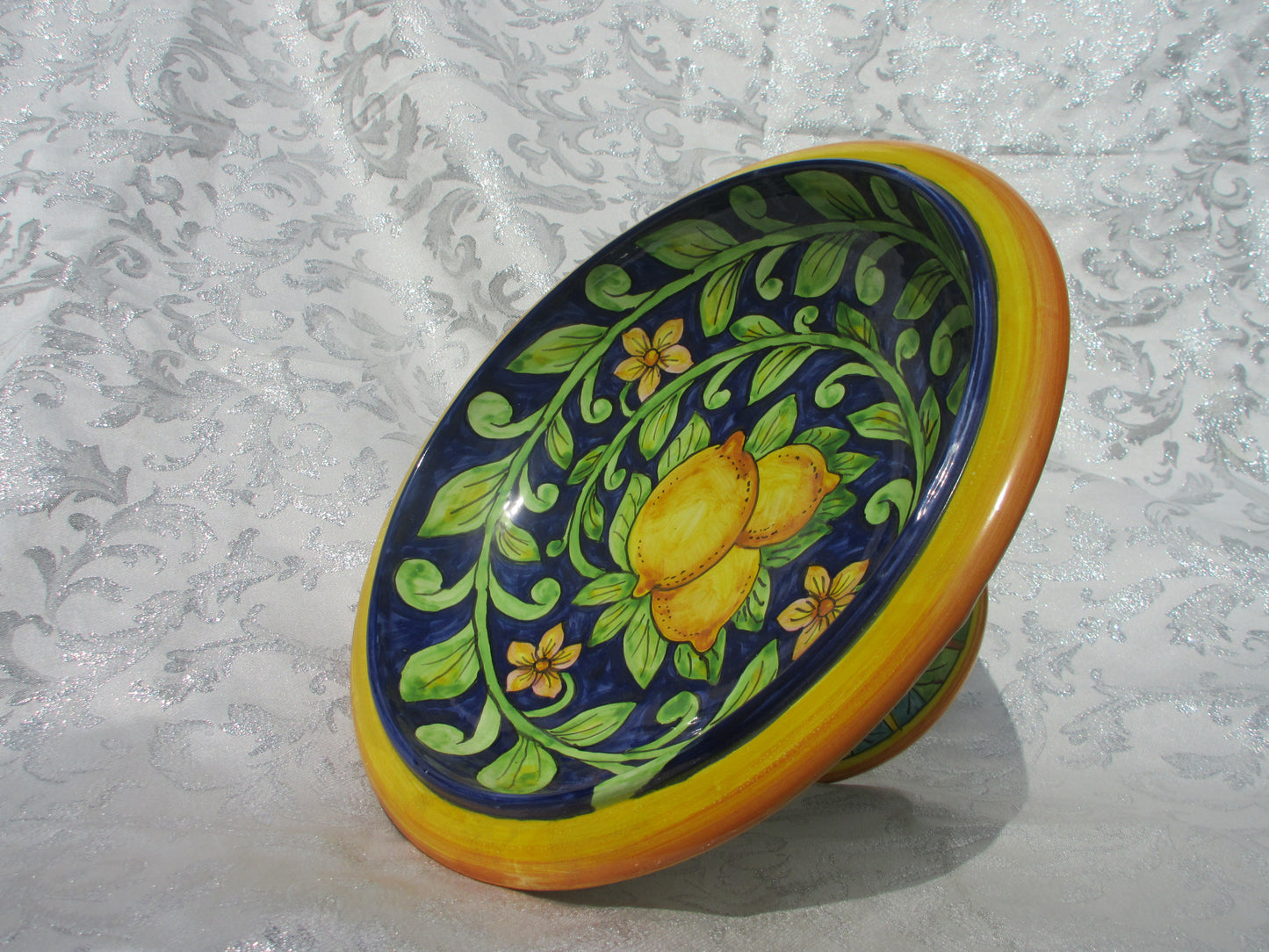 Centrotavola in ceramica