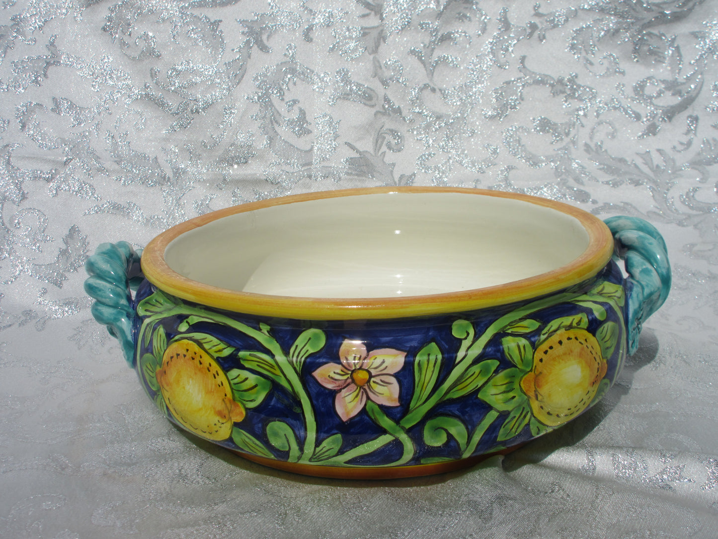 Centrotavola in ceramica