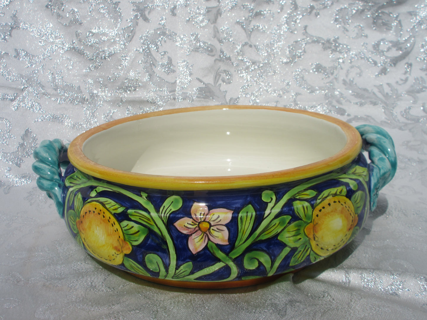 Centrotavola in ceramica