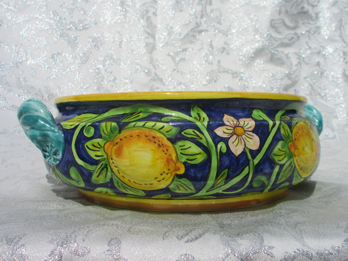 Centrotavola in ceramica