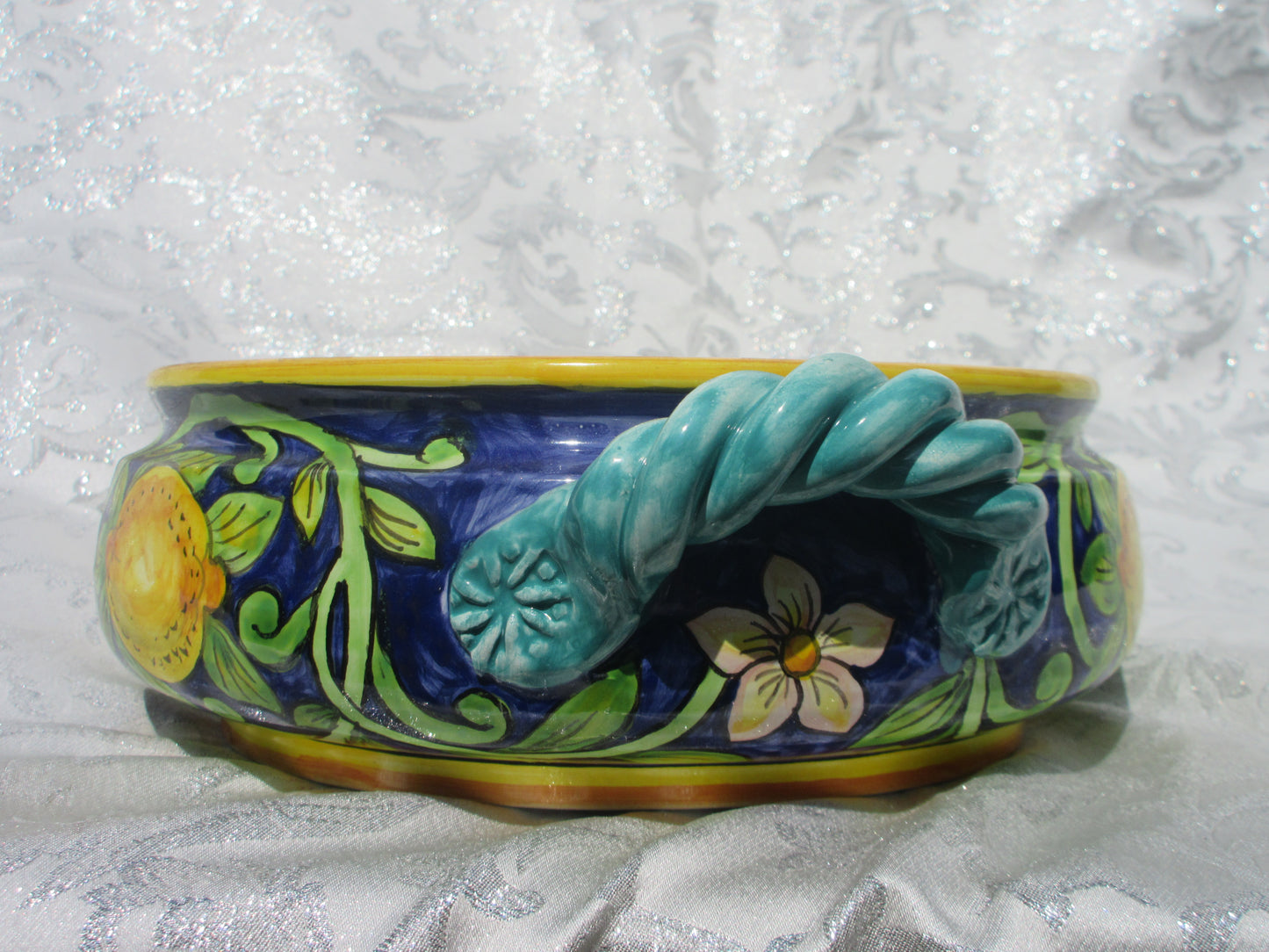 Centrotavola in ceramica