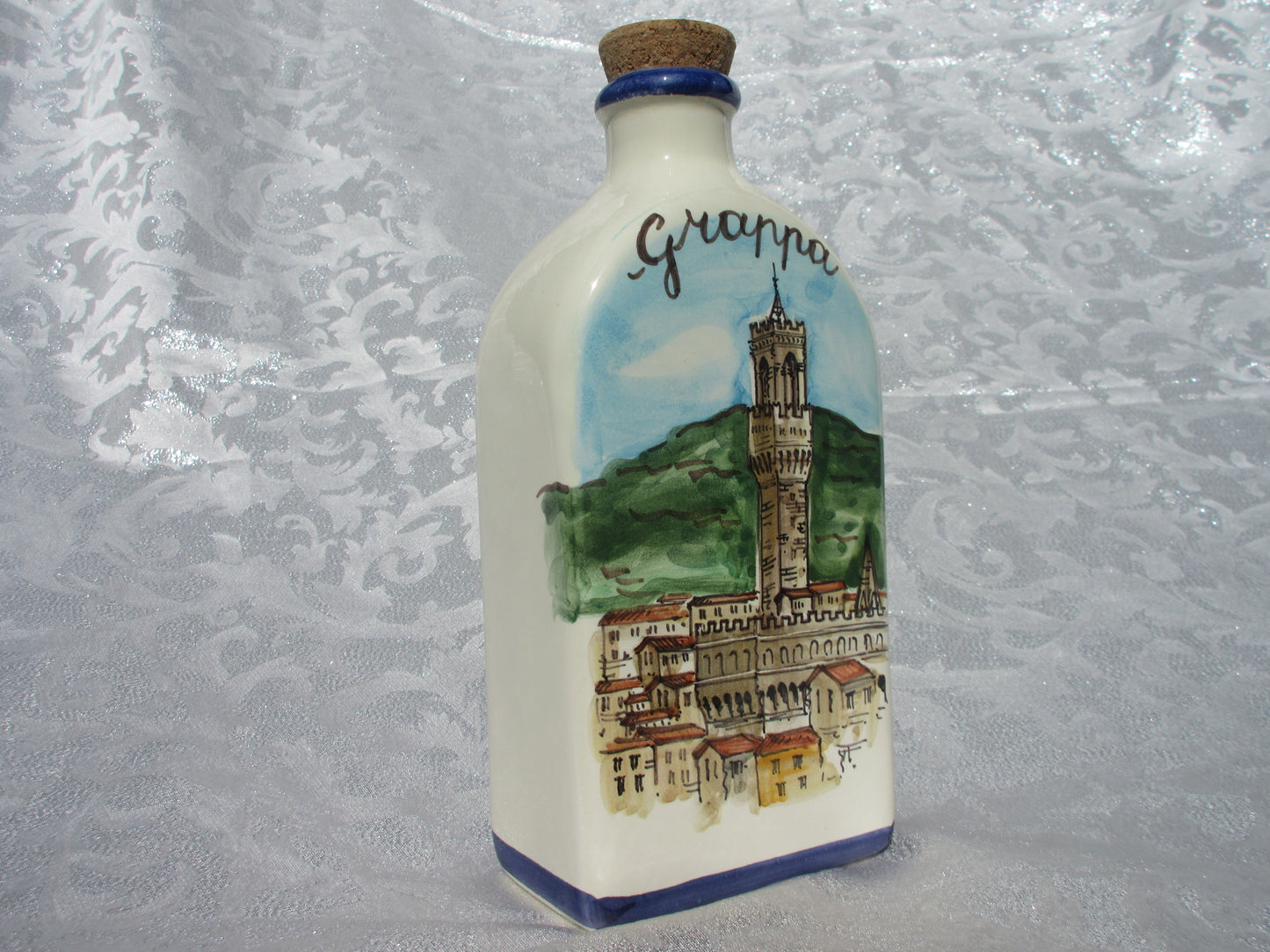 decorazione bottiglia in ceramica