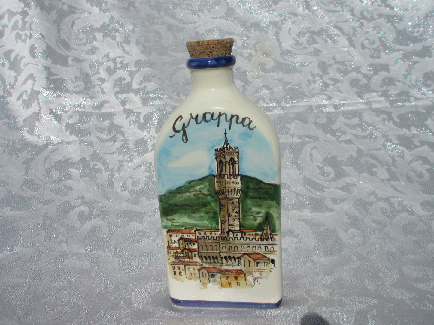 decorazione bottiglia in ceramica