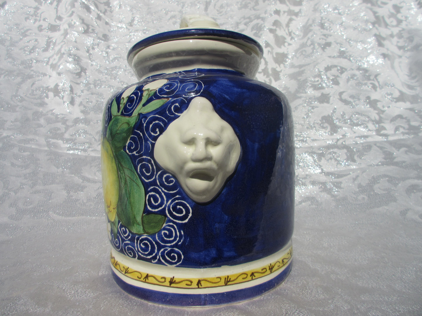 ceramic cookie box