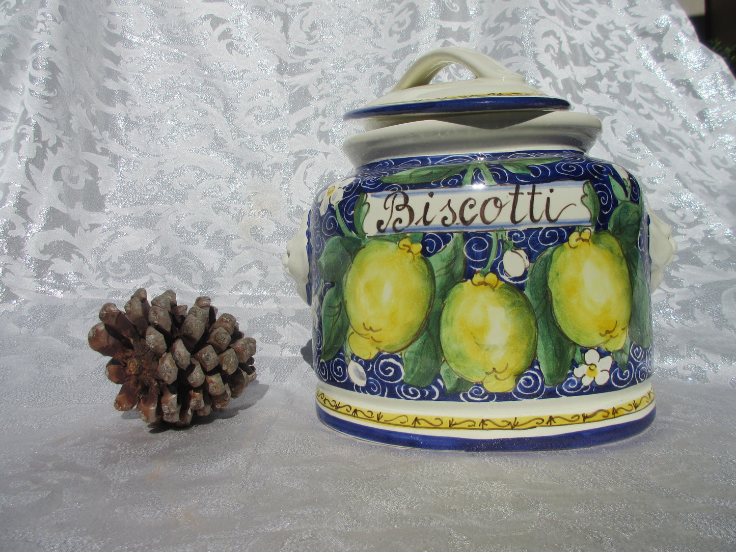 ceramic cookie box
