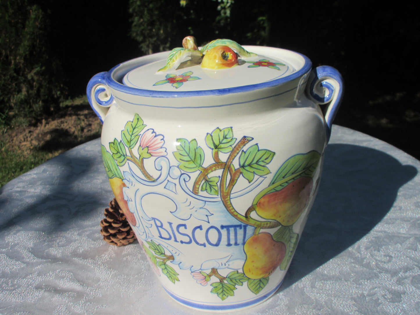 barattolo di biscotti in ceramica
