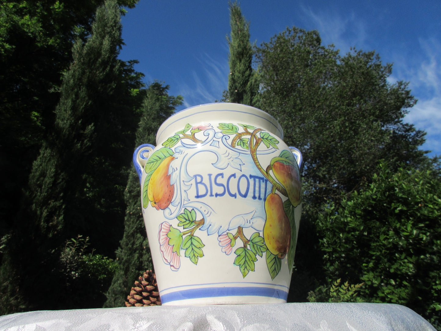 barattolo di biscotti in ceramica