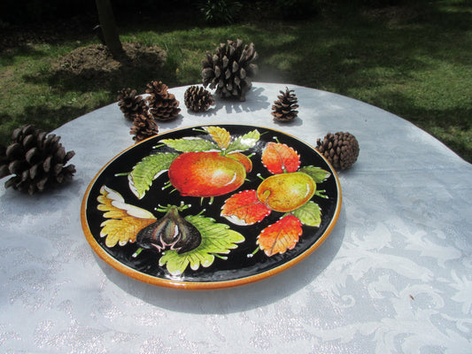 set di piatti in ceramica