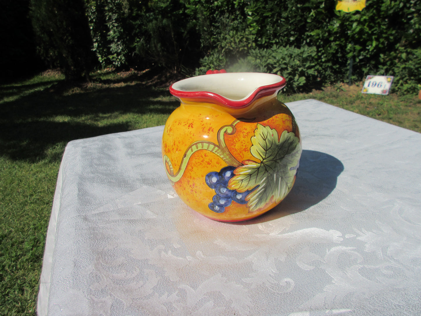 brocca in ceramica