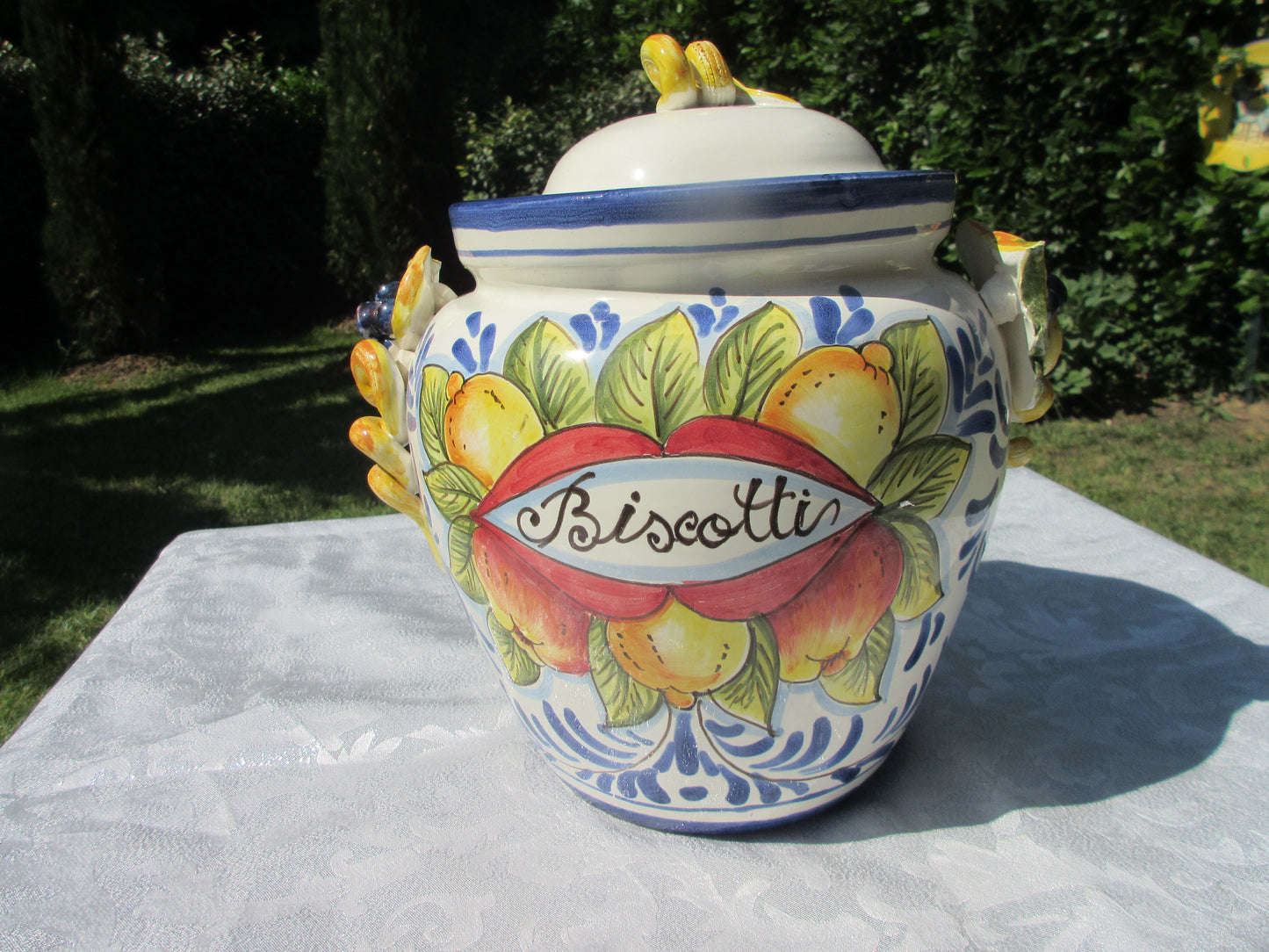 Scatola per biscotti in ceramica con coperchio