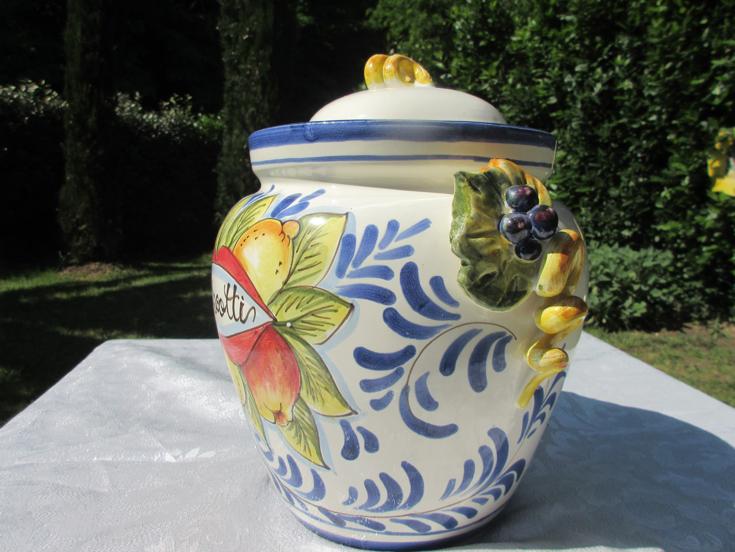 Scatola per biscotti in ceramica con coperchio