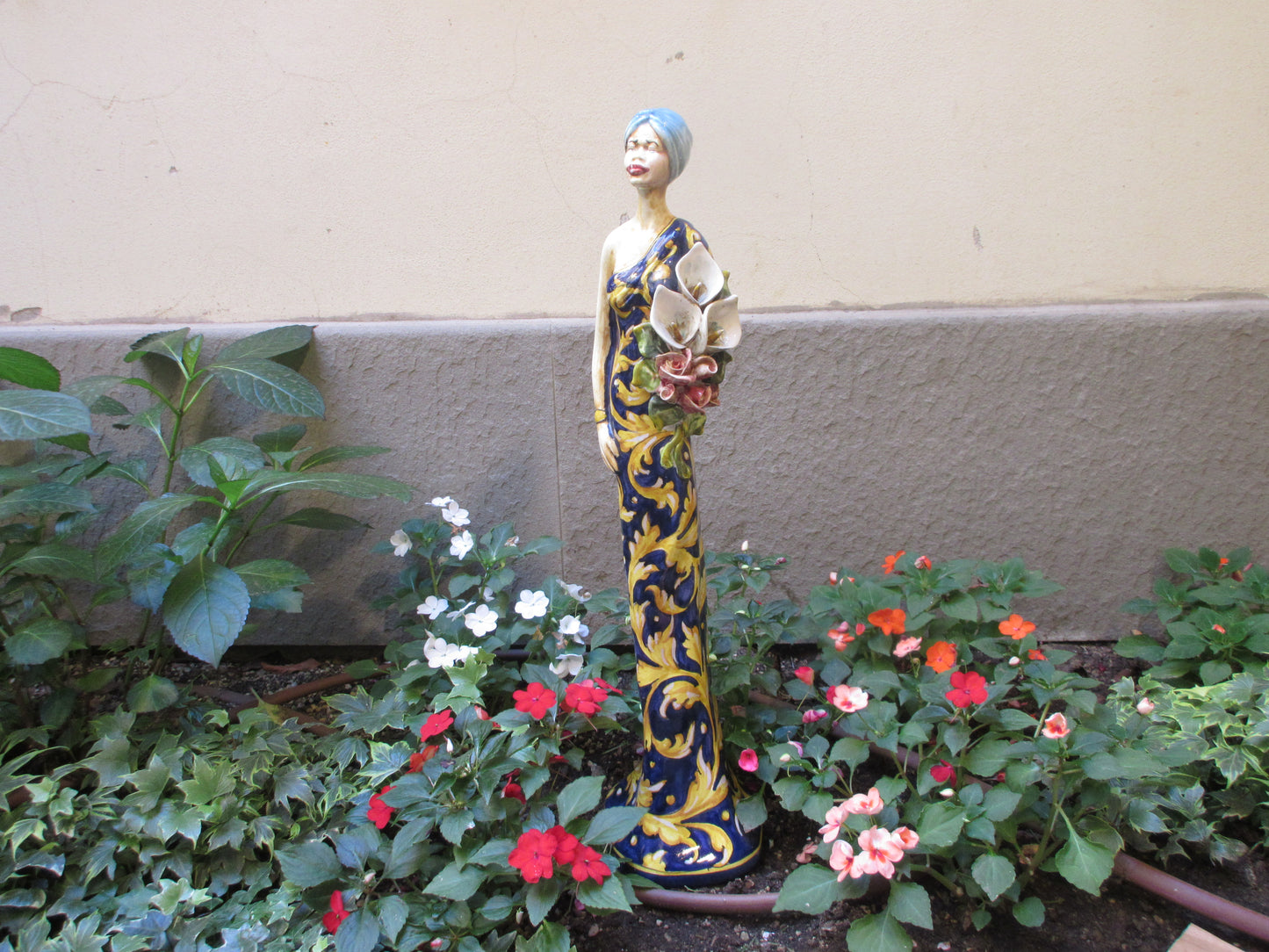 ceramic home decor