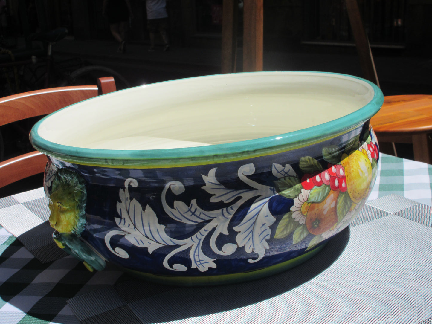 centrotavola in ceramica