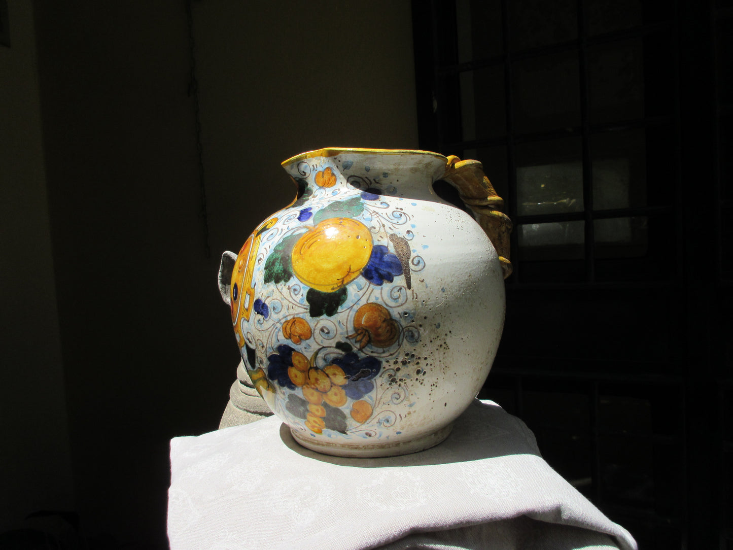 brocca in ceramica