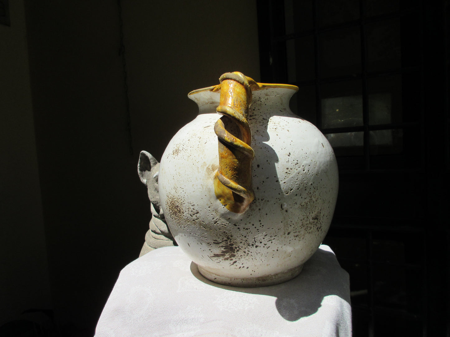 brocca in ceramica